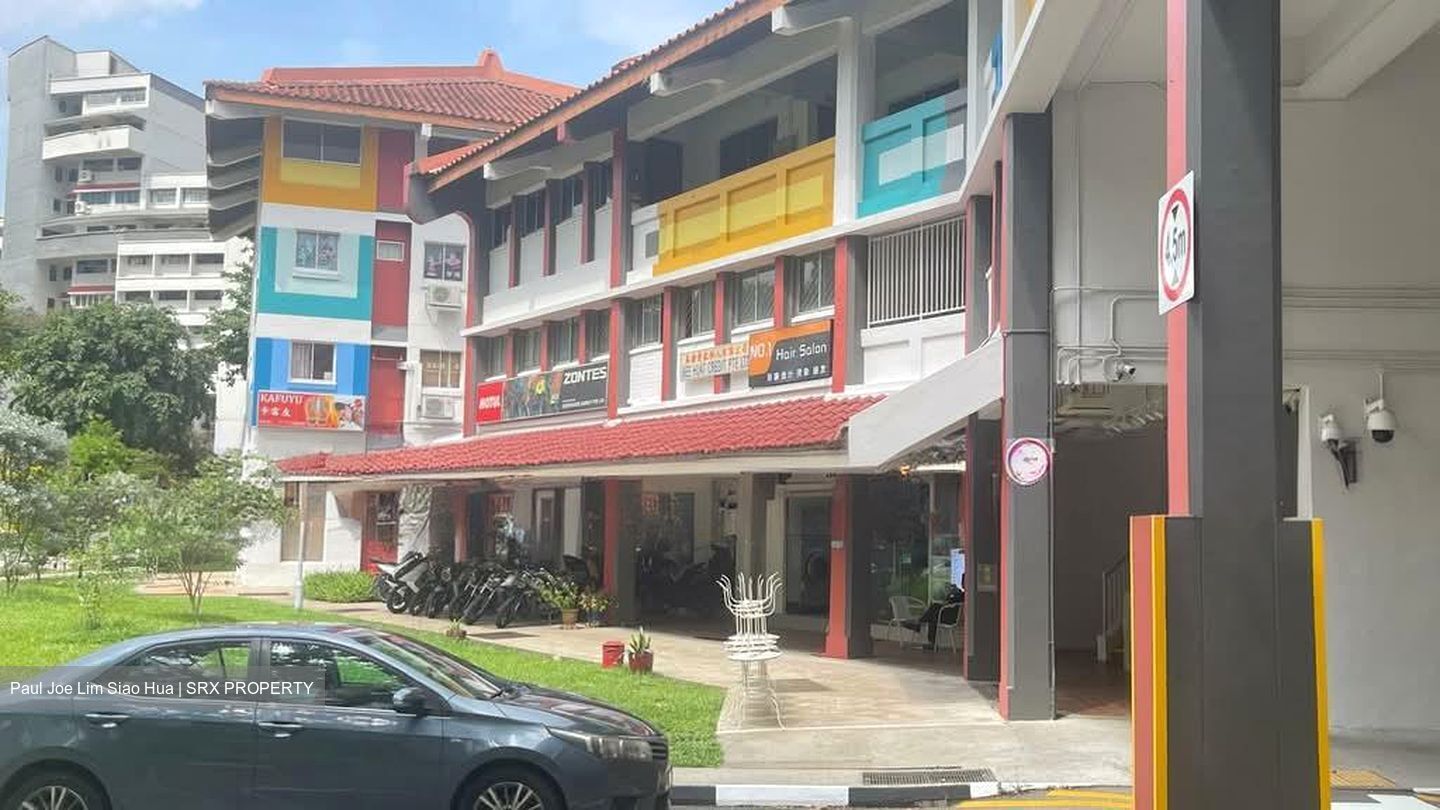 Jurong East Street 31 (D22), Shop House #569048931